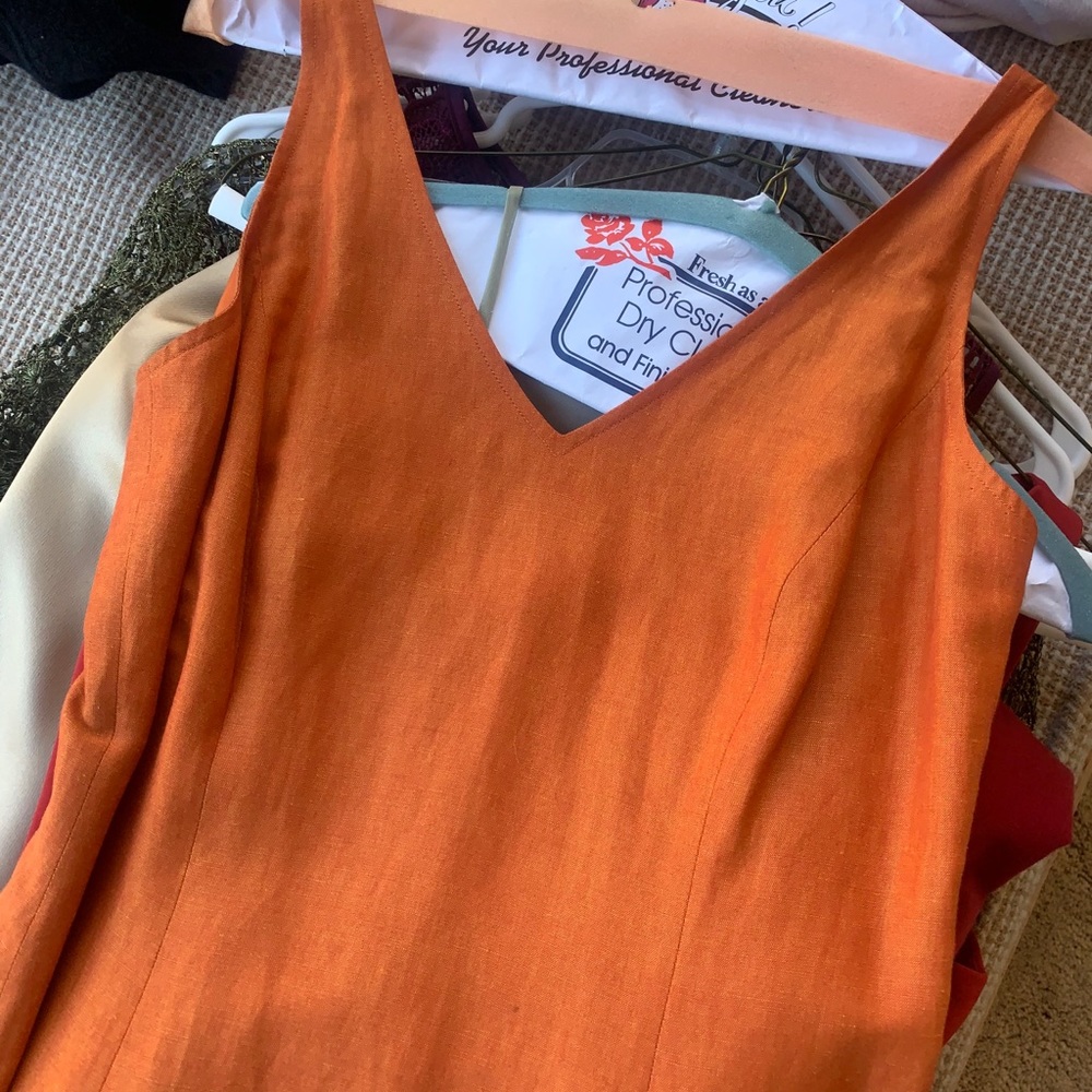 Ann Taylor sleeveless dress, size 6.